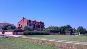Big villa with optional leanings and towels on rent San Giuliano Terme